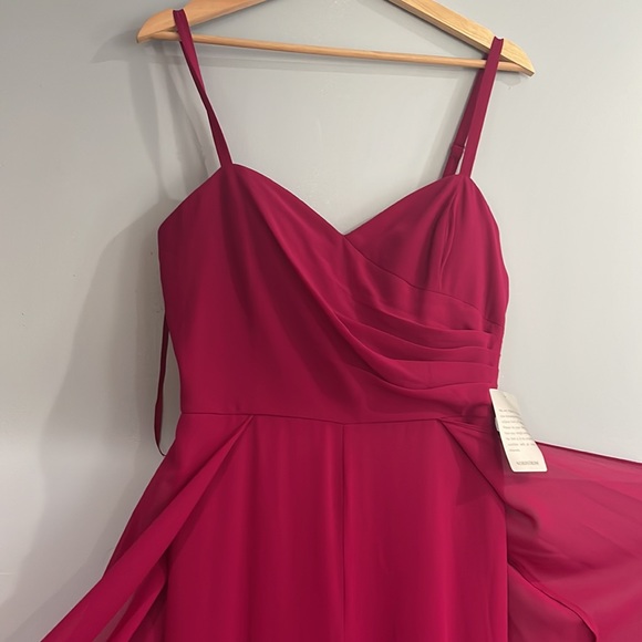 Marina brand jumpsuit - Picture 3 of 9